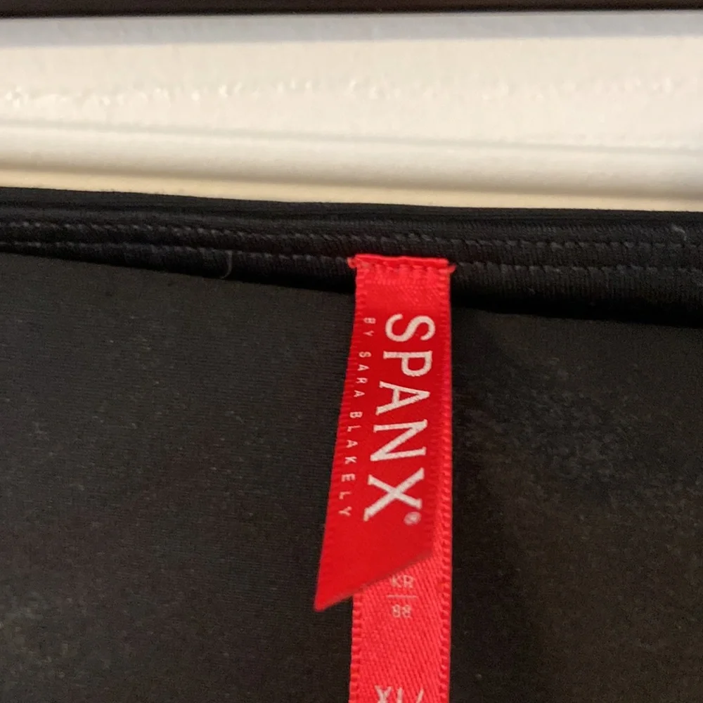 SPANX size XL excellent condition color black please see all photos - Picture 3 of 16